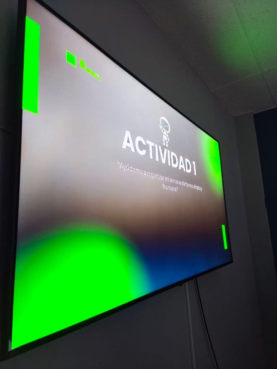 Alumnos en el taller de IA